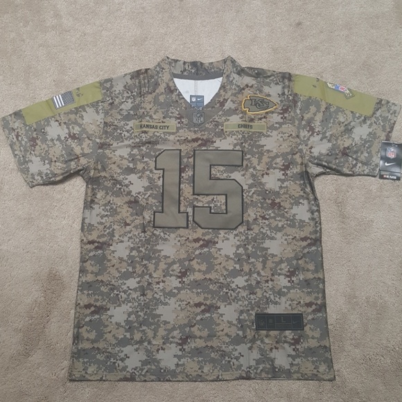 mahomes salute to service jersey